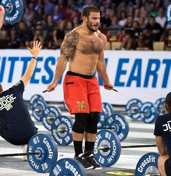 10. Der Tripple G Chipper bedeutet, dass Mat Fraser bei den 13 Veranstaltungen 4 Mal den ersten oder zweiten Platz belegt hat und damit dominiert