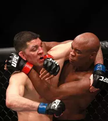 12. Anderson Silva vs. Nick Diaz 2: Die beiden lieferten sich einen Kampf, der durch Provokationen von Nick Diaz angetrieben wurde. Anderson Silva gewann den ersten Kampf durch Entscheidung, der Rückkampf wäre bestimmt unschlüssiger
