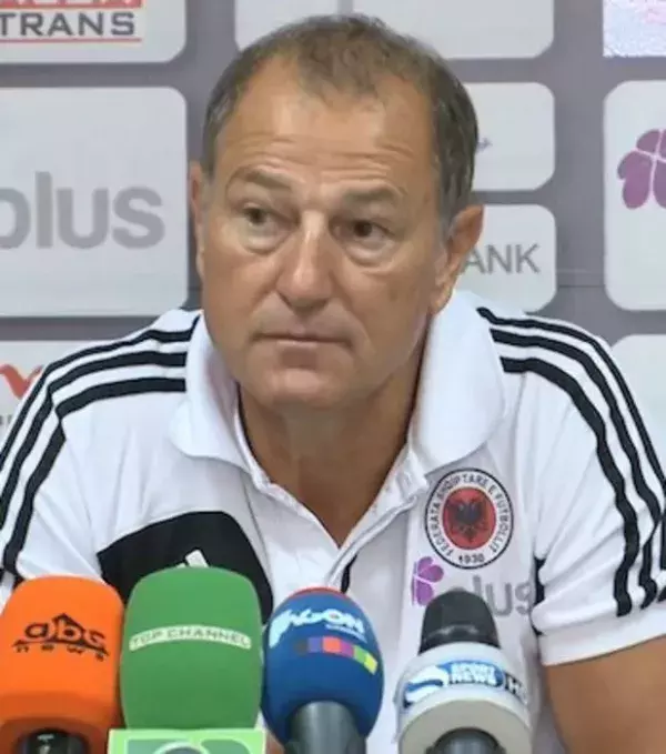 14 - Gianni De Biasi (Albanien): 280 000 Euro