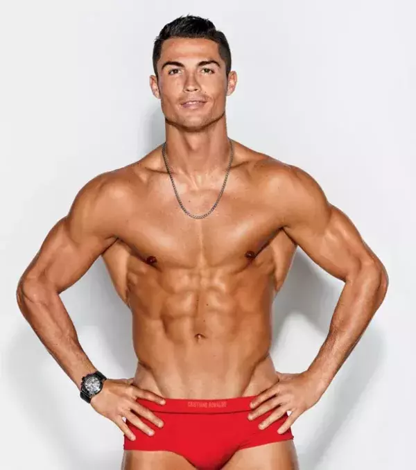 2 - Cristiano Ronaldo (Fussball)