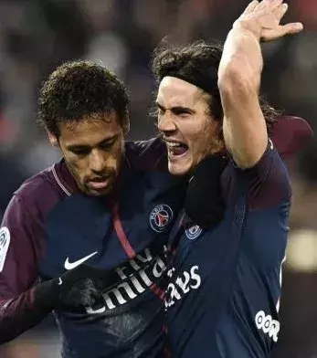 2 - Neymar und Edinson Cavani (PSG) : 46 Tore (20 26)