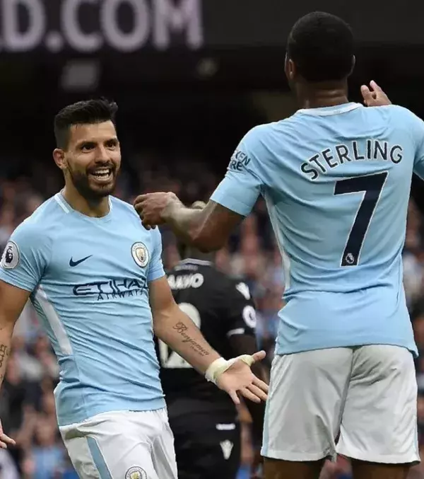 4 - Sergio Agüero und Raheem Sterling (Manchester City) : 38 Tore (21 17)