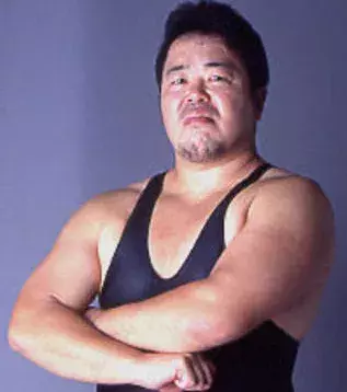 4. Yoji Anjo war ein sehr bekannter Wrestler in Japan. Er hat jedoch in seiner Gesamten MMA-Karriere keinen Kampf gewonnen