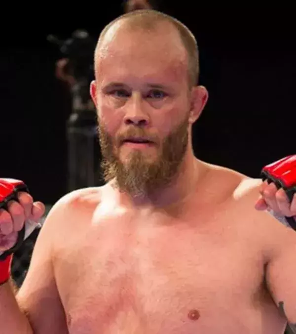 8. Jeremy Horn: 24 Niederlagen