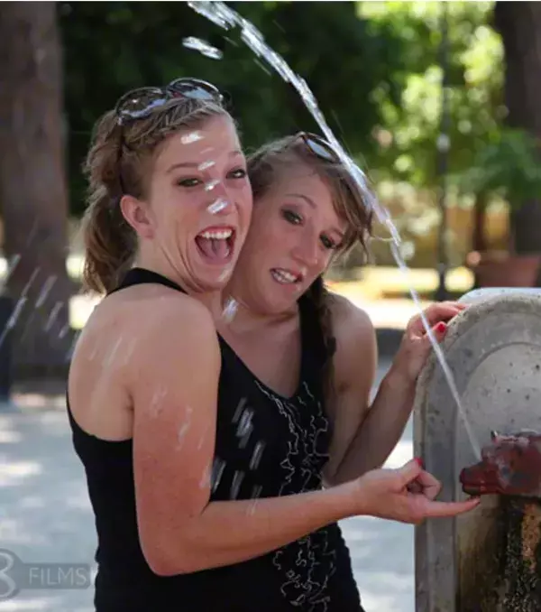 Abby und Brittany Hensel: Die Zwillinge machen oft Scherze