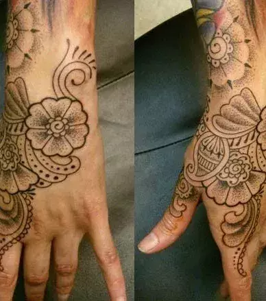 Blumen Tattoo für die Hand einer Frau oder eines Mannes