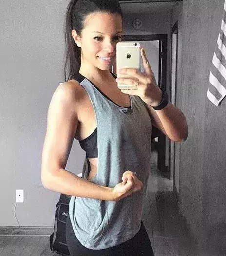 Christina @fitgirlxtina