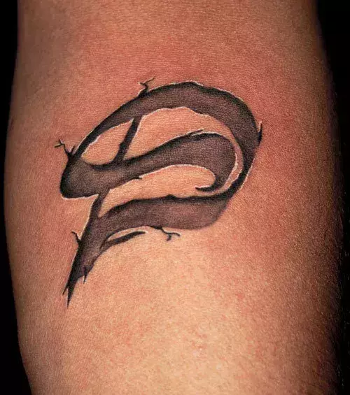 D Tattoo auf dem Arm eines Mannes