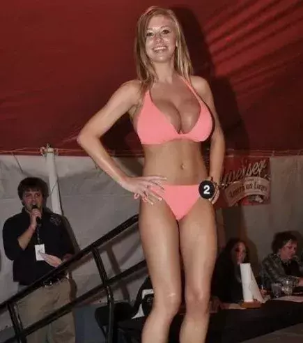 Danielle Houghton