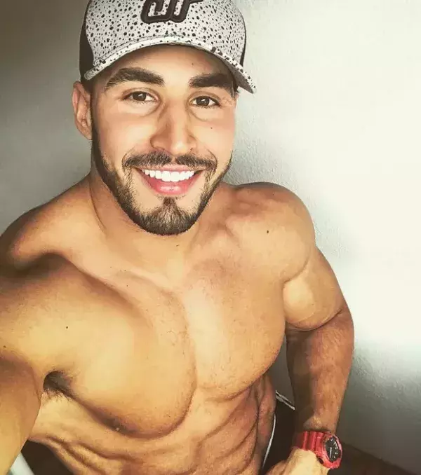 Das heißt 1,5-2 Stunden im Fitnessstudio