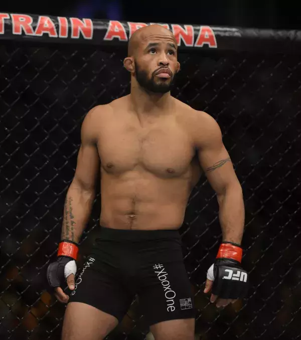 Demetrious Johnson arbeitete in einer Recyclingfabrik