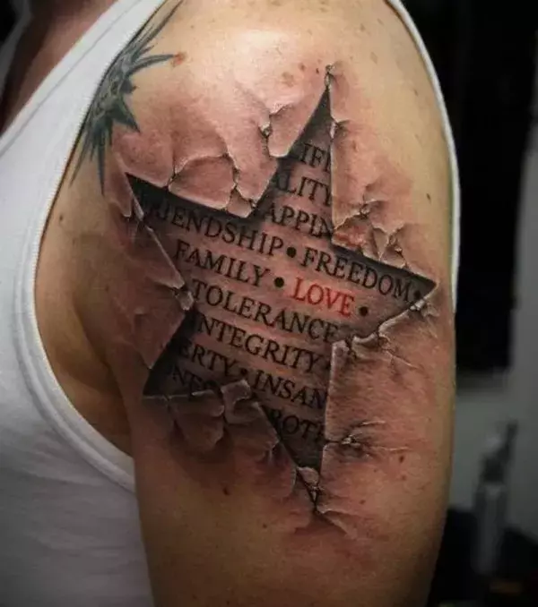 Dieses Tattoo sieht nicht nur wahnsinnig gut aus, sondern hat auch noch eine tolle Message