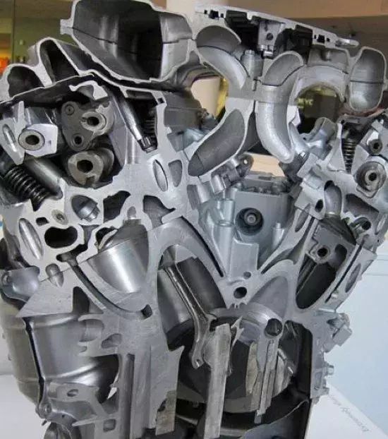 Ein Motor