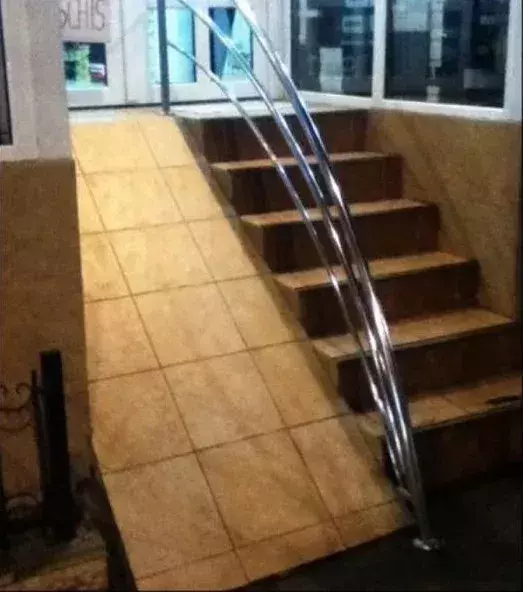 Eine besonders mutige Rollstuhlrampe