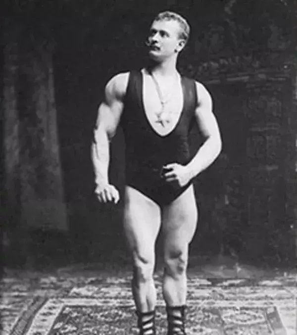 Eugen Sandow - 1900