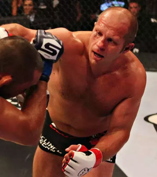 Fedor Emelianenko - Der Kleinste unter den Schwergewichten auch während der  PRIDE-Phase und dennoch der Stärkste