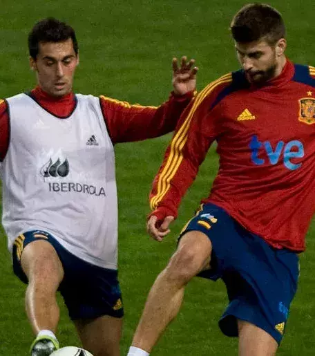 Gerard Piqué und Alvaro Arbeloa: Die beiden spanischen Nationalspieler hassen sich. Piqué mag generell keine Madrilenen, Arbeloa ist für ihn ein Idiot.