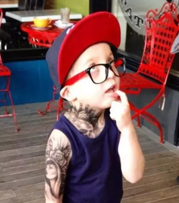 Er begann bei den Kindern von Freunden