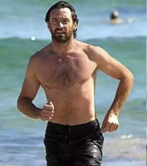 Hugh Jackman war bereits ganz schön muskulös.