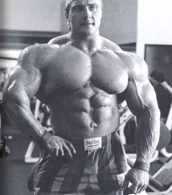Jean-Pierre Fux - Zweifellos einer der massivsten Bodybuilder der Geschichte. Er kann auf eine beeindruckende Karriere zurückblicken.