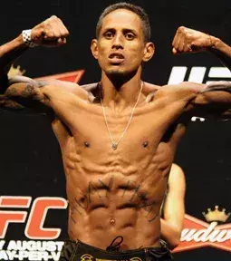 Johnny Eduardo ist heute der 9. in der Liste der Titelanwärter im UFC-Bentamgewicht