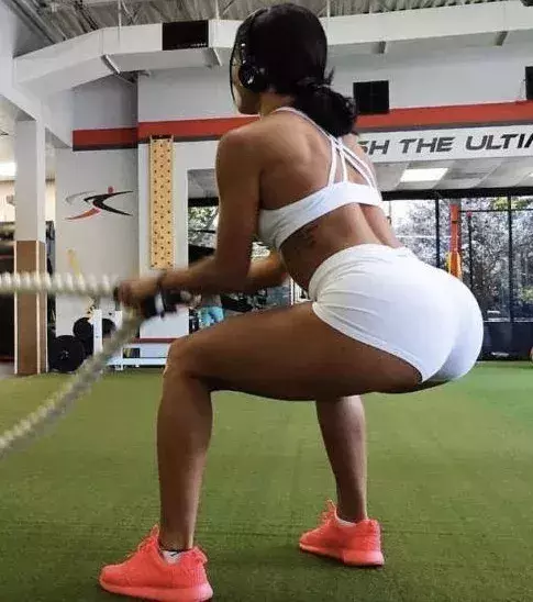 Katya Elise Henry @katyaelisehenry