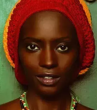 Kiara Kabukuru, Uganda