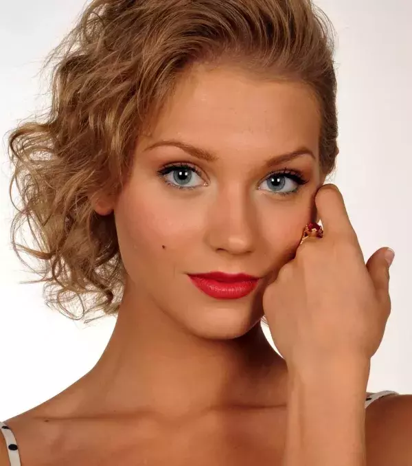 Kristina Asmus, Russland