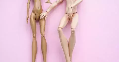 6. Genitalmassage mit den Händen: 93,83 %