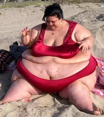 Sie nimmt 13.000 Kalorien pro Tag zu sich, um fettleibig zu bleiben.