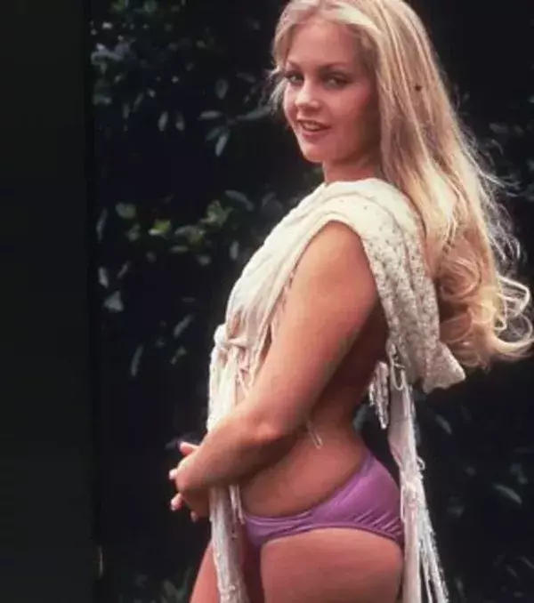 Lucy (Charlene Tilton), die Nichte von Bobby und J.R.