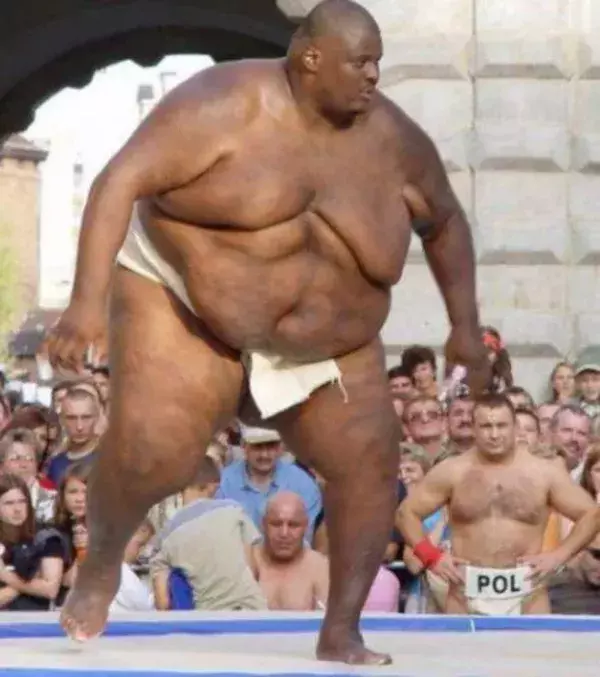 Manuel Yarborough - 2,03 m groß und 363 kg schwer! Er ist der einzige ausländische Sumotori. 2003 war er sogar Amateur-Weltmeister.
