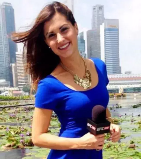 Megan Olivi: Frau von Joseph Benavidez