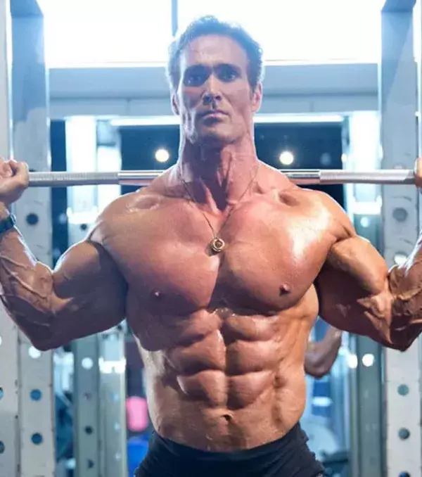 ...Mike O'Hearn verkörpert werden