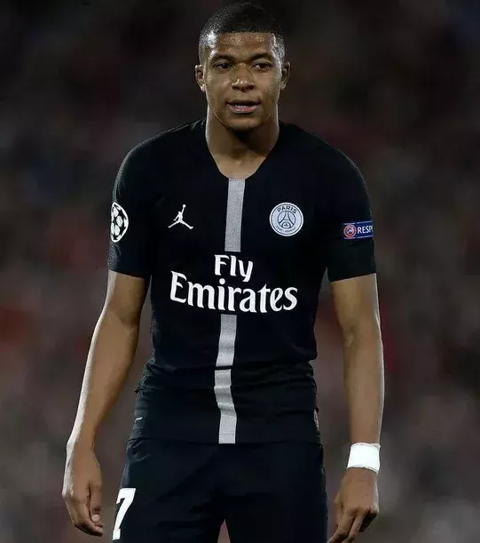 Mit 20 Jahren hat Kylian Mbappé bereits unglaubliche 14 Champions League-Tore geschafft.