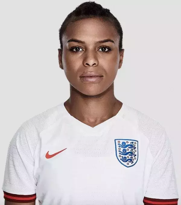 Nikita Parris (England)