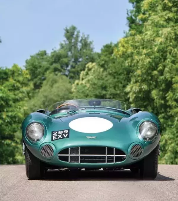 Platz 1: Aston Martin DBR 1.