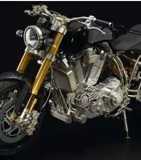 Platz 2: Ecosse Titanium Series FE XX: 211.000 €