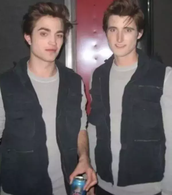 Robert Pattinson