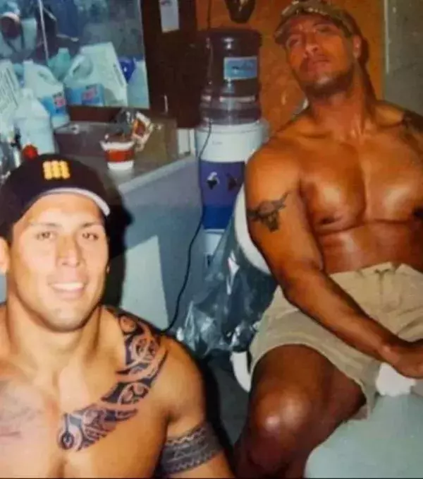 The Rock und sein Cousin