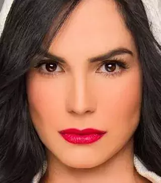 Scarlet Ortiz, Venezuela