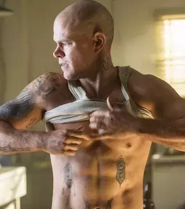So gut in Form sieht man Matt Damon im Film „Elysium“...