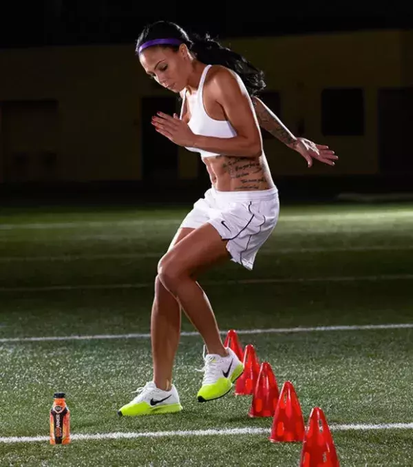 Sydney Leroux hat mit den USA die Weltmeisterschaft 2015 gewonnen.