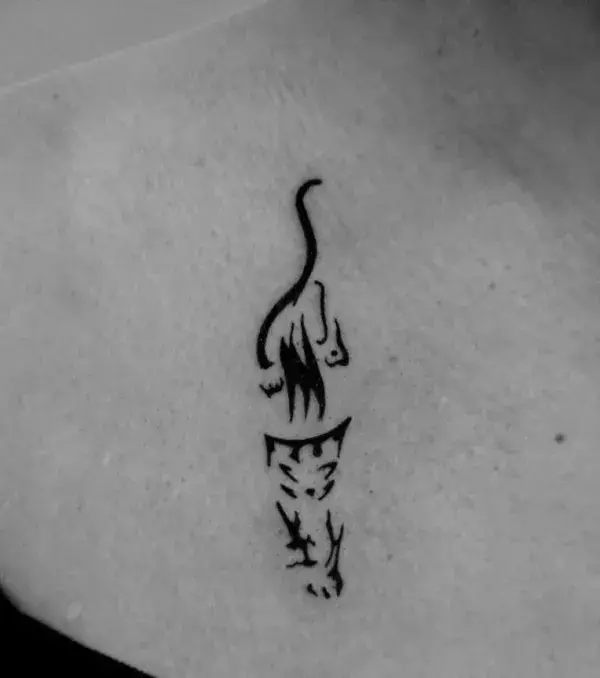 Tiger Tattoo im Nacken eines Mannes