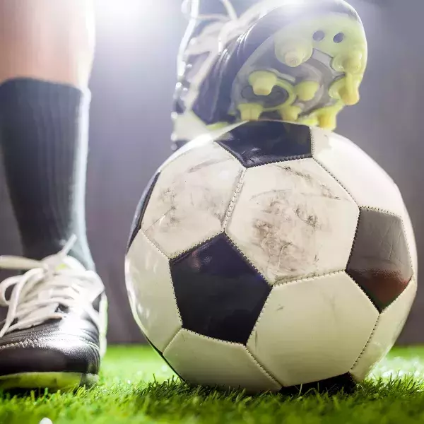 8. Fußball (oder andere Teamsportarten)