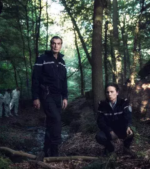 Die französische Miniserie Der Wald 