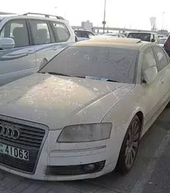 Verwahrlostes Auto: Dieser Audi hat keinen Besitzer mehr