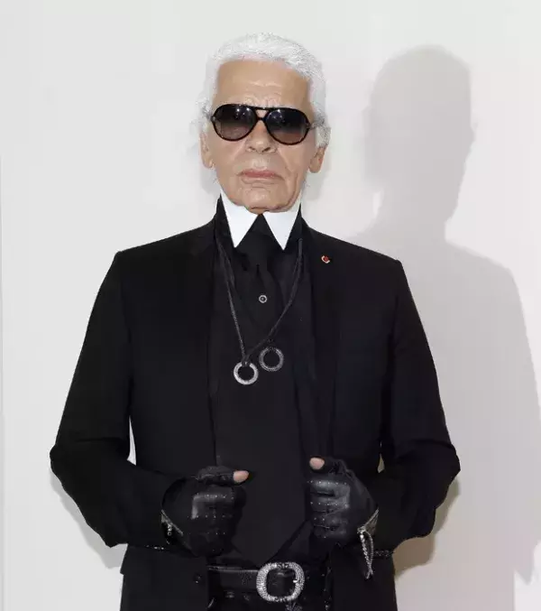 2010: Der legendäre Look endlich komplett