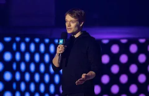 Alfie Allen (Theon Greyjoy)