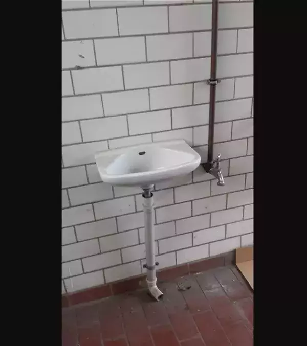 Badezimmer-Fails: Da war jemand ganz Schlaues am Werk